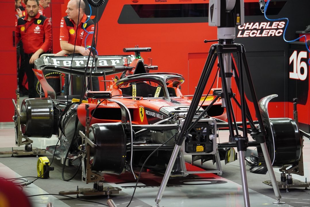 Setup mobil F1 2025 high downforce vs low drag