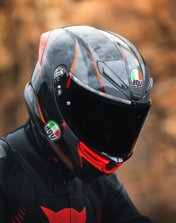 Helm Balap Canggih 2025 Teknologi dan Proteksi MotoGP F1