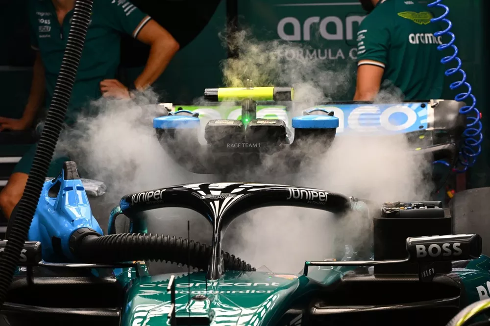 sistem pendingin mobil F1