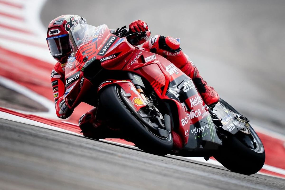 Marc Marquez memimpin sprint race MotoGP 2025 di