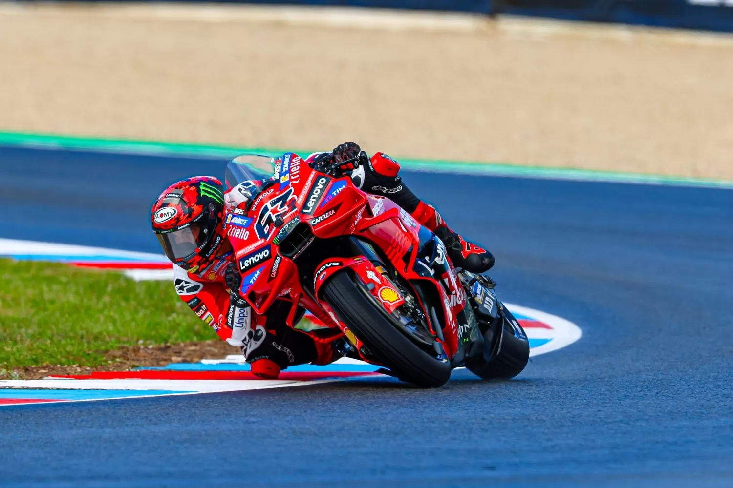 Pembalap MotoGP bertarung di sprint dan race utama musim 2025